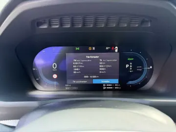 VOLVO XC 90 T8 Core Recharge Plug-In Hybrid AWD