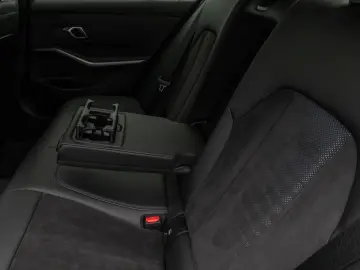 BMW 320d xD M Sport Kamera DAB HiFi Stop&Go Komfort