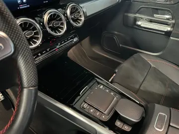 MERCEDES-BENZ GLB 35 AMG 4M NIGHT I II PANO LED PARK&hellip;