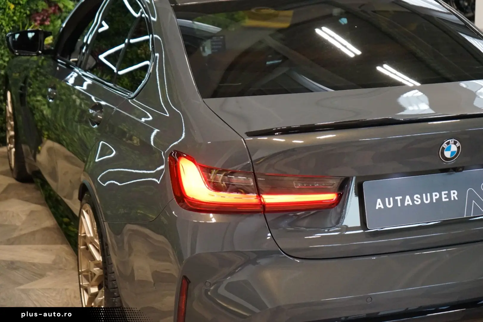 BMW M3 Comp. RWD CERAMIC MERINO LASER 76.240€ NETTO