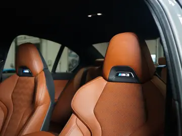 BMW M3 Comp. RWD CERAMIC MERINO LASER 76.240€ NETTO