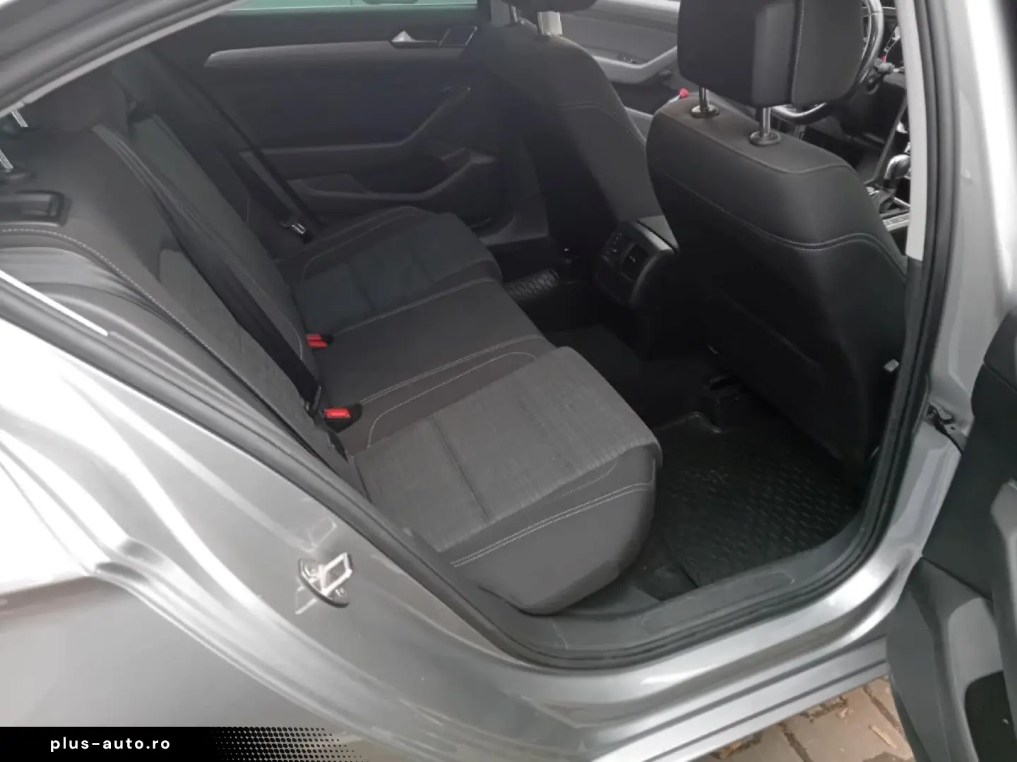 Volkswagen Passat 2.0 TDI DSG Comfortline