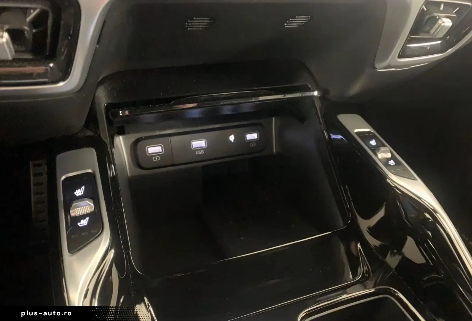 KIA Sorento Platinum 4WD Hybrid LED