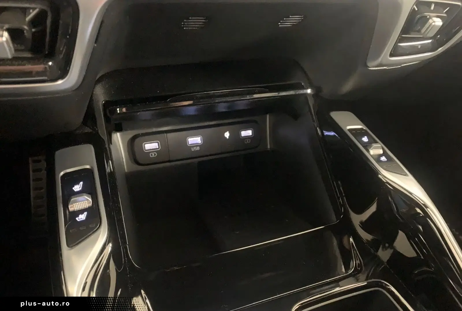 KIA Sorento Platinum 4WD Hybrid LED