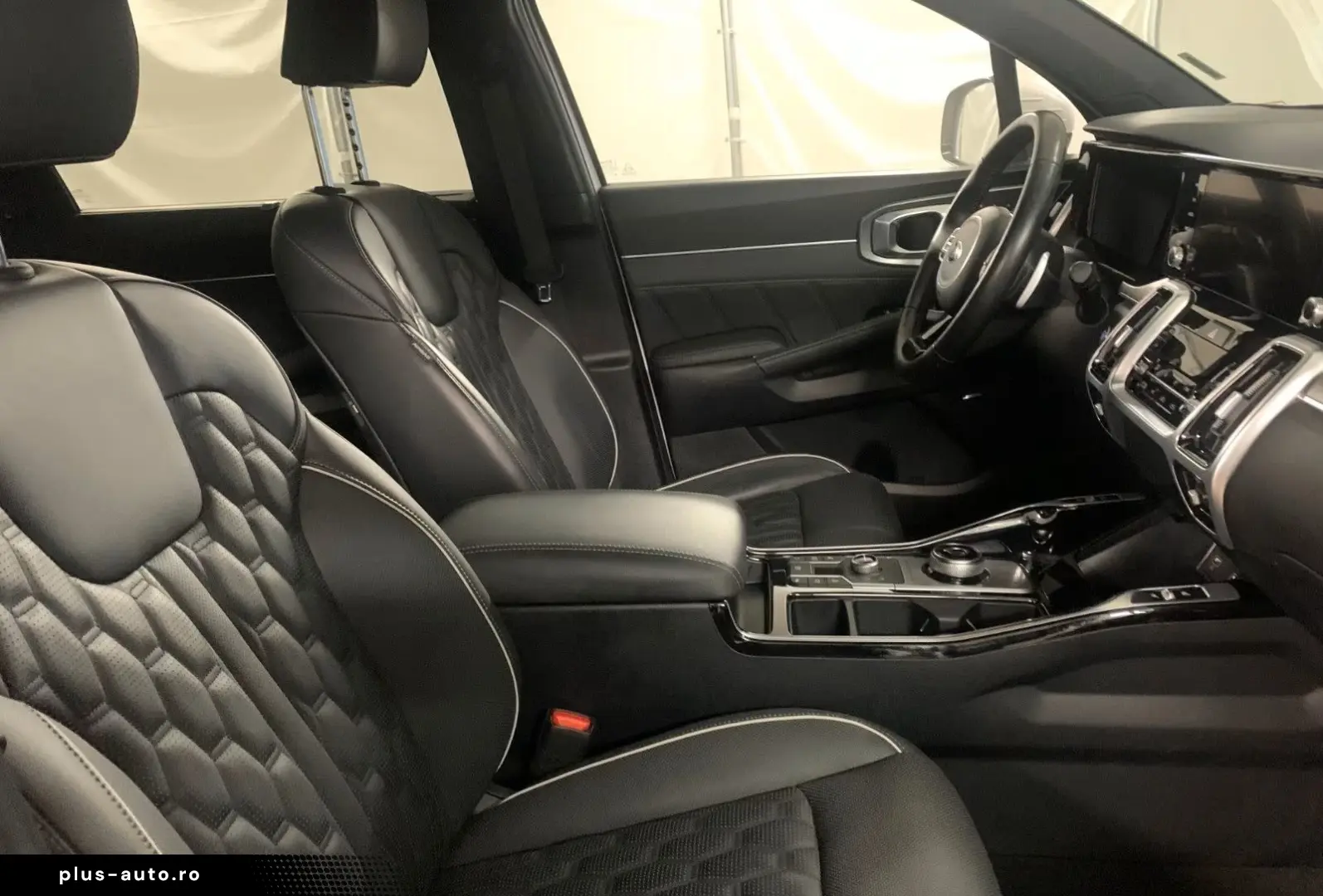 KIA Sorento Platinum 4WD Hybrid LED