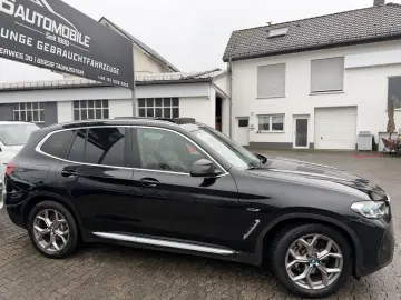 BMW X3 xDr30e xLine PANO Laser HUD Leder KeyGO 4xSHZ