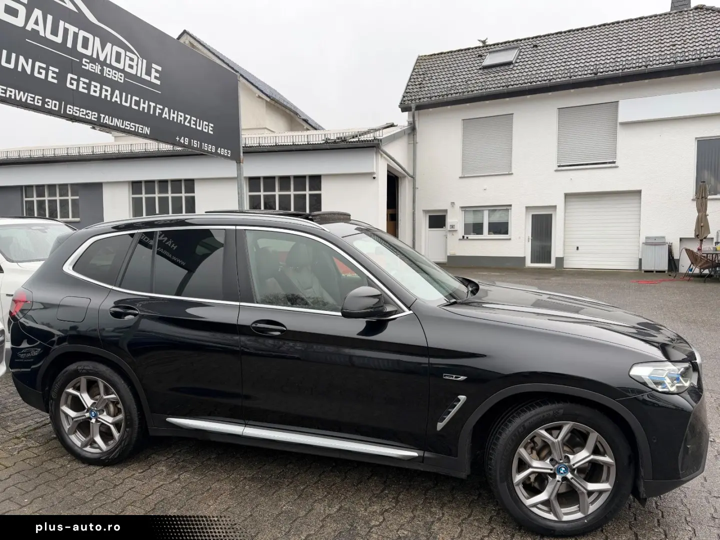 BMW X3 xDr30e xLine PANO Laser HUD Leder KeyGO 4xSHZ