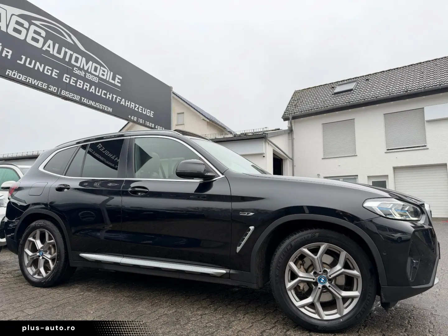 BMW X3 xDr30e xLine PANO Laser HUD Leder KeyGO 4xSHZ