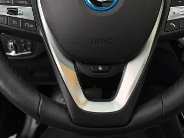 BMW X3 xDr30e xLine PANO Laser HUD Leder KeyGO 4xSHZ