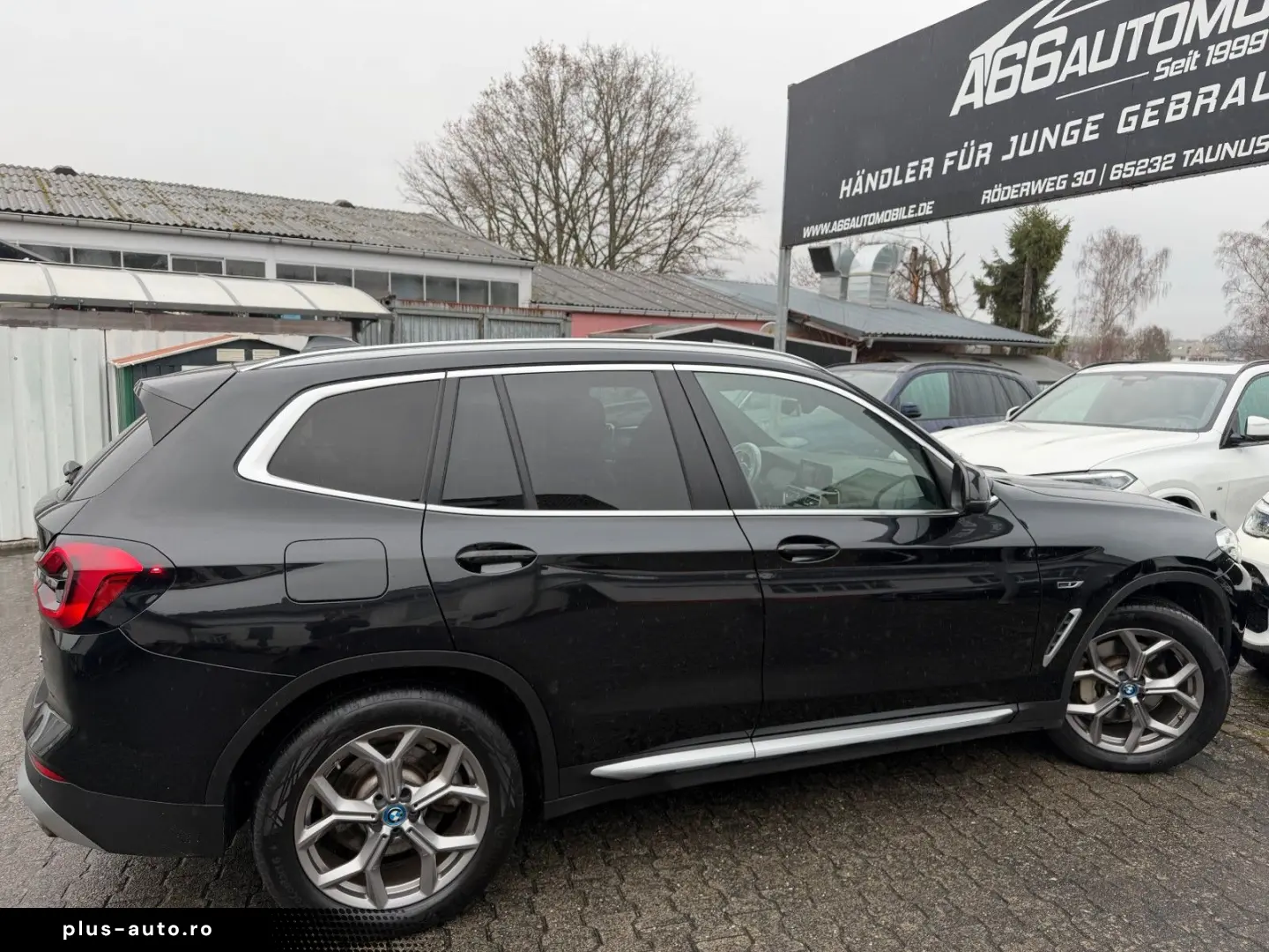 BMW X3 xDr30e xLine PANO Laser HUD Leder KeyGO 4xSHZ