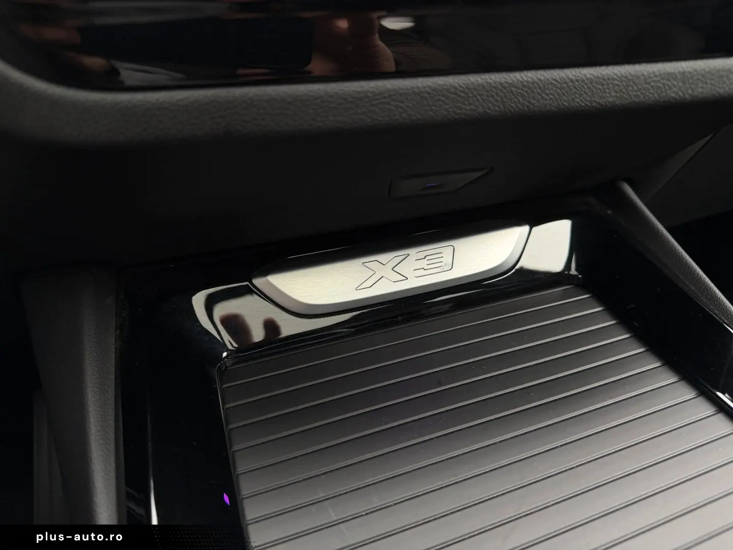 BMW X3 xDr30e xLine PANO Laser HUD Leder KeyGO 4xSHZ