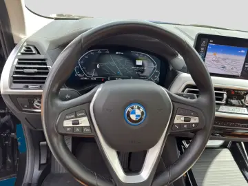 BMW X3 xDrive30e Head-Up Navi Pano E.Sitze Memo. SHZ
