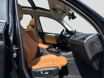 BMW X3 xDrive30e Head-Up Navi Pano E.Sitze Memo. SHZ