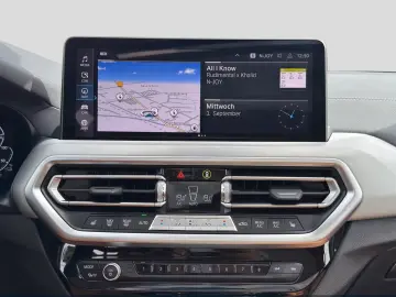 BMW X3 xDrive30e Head-Up Navi Pano E.Sitze Memo. SHZ