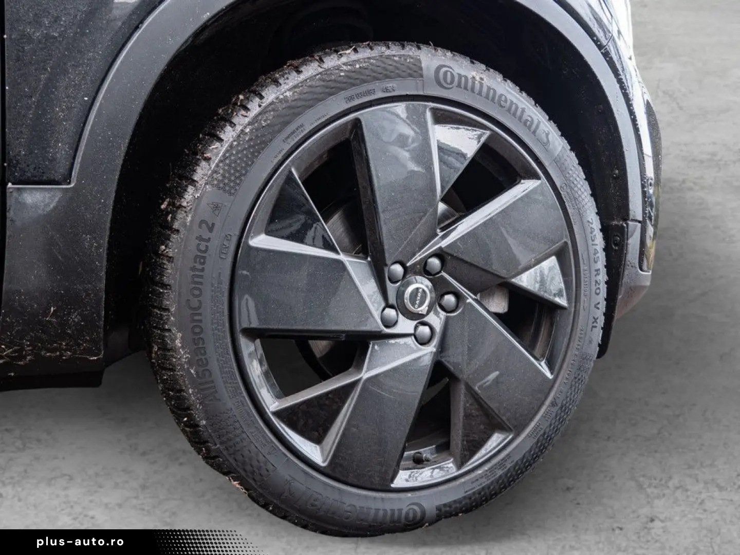 VOLVO XC40 B4 Ultra Black Edition AHK ACC 360