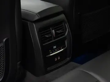 BMW 330e M Sport Laser 360 HUD DAB Stop&Go Komfort