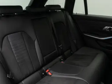 BMW 330e M Sport Laser 360 HUD DAB Stop&Go Komfort