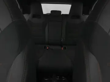 MERCEDES-BENZ A 200 AMG-Line Multi Kamera Night Ambi