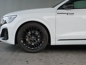 AUDI Audi Q8 SUV 50 TDI quattro 210(286) kW(P S line