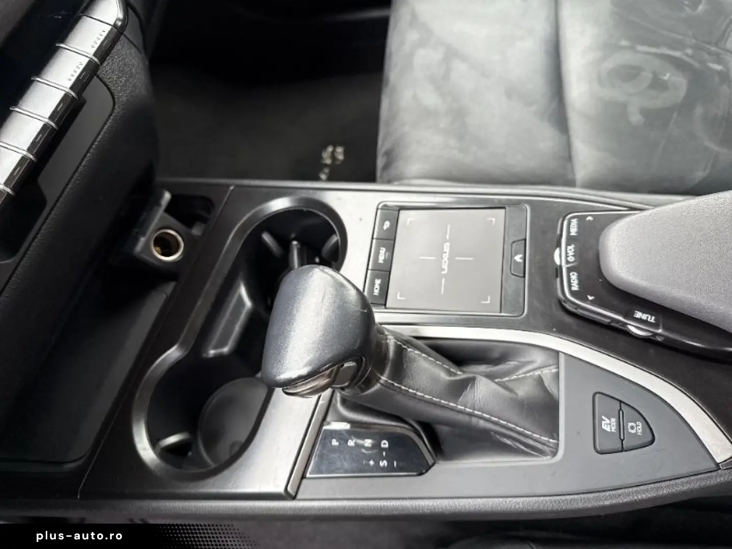 LEXUS UX 2.0 250h Business Auto