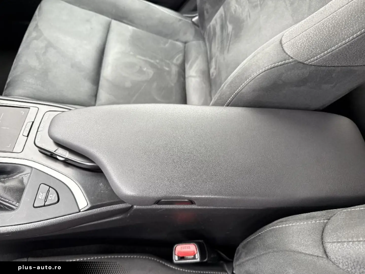 LEXUS UX 2.0 250h Business Auto