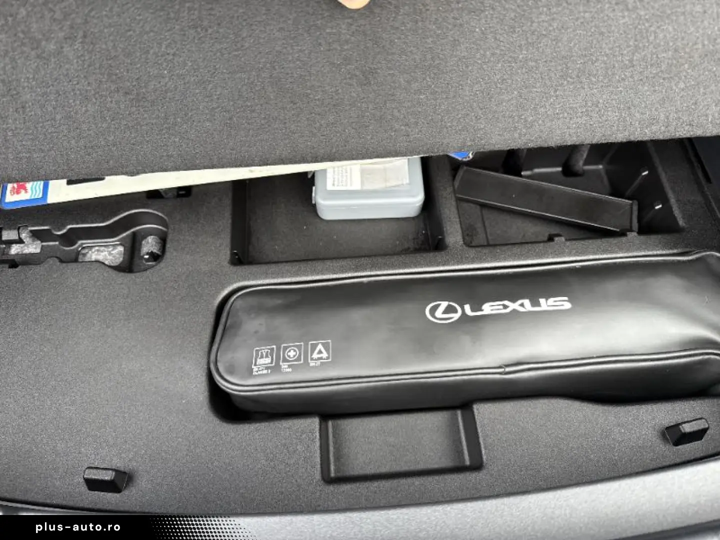 LEXUS UX 2.0 250h Business Auto