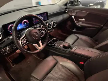 MERCEDES-BENZ CLA 250 e Urban