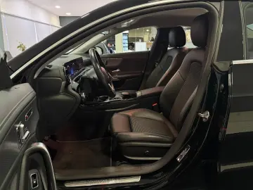 MERCEDES-BENZ CLA 250 e Urban