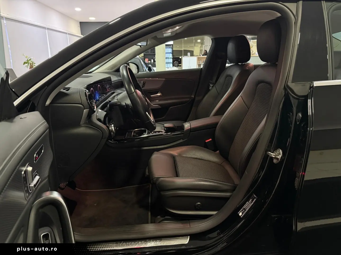 MERCEDES-BENZ CLA 250 e Urban