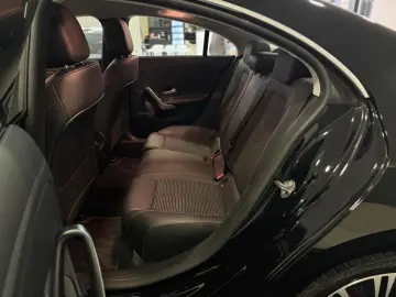 MERCEDES-BENZ CLA 250 e Urban