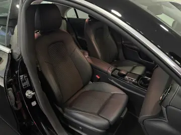 MERCEDES-BENZ CLA 250 e Urban