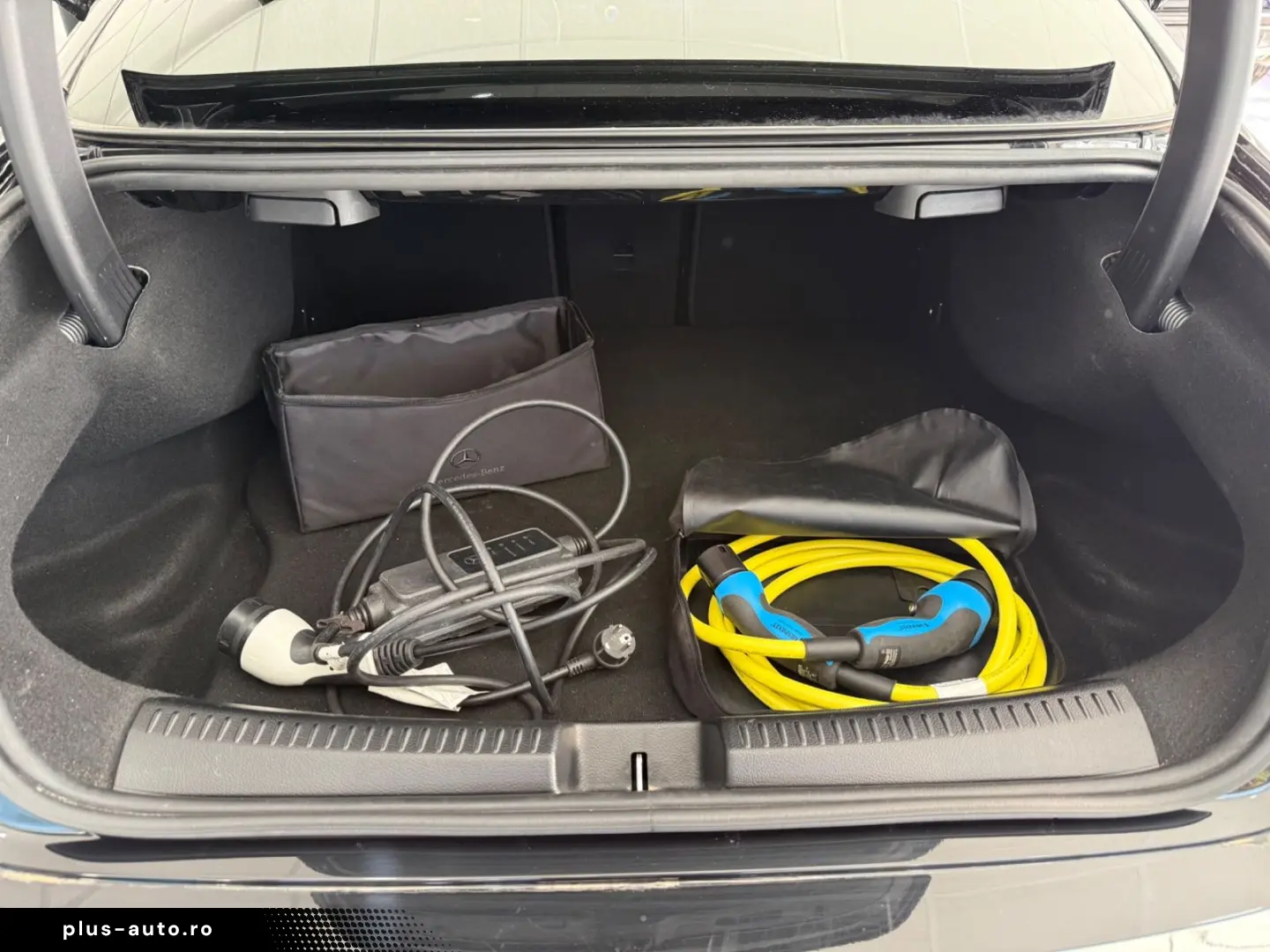 MERCEDES-BENZ CLA 250e Coupe AMG