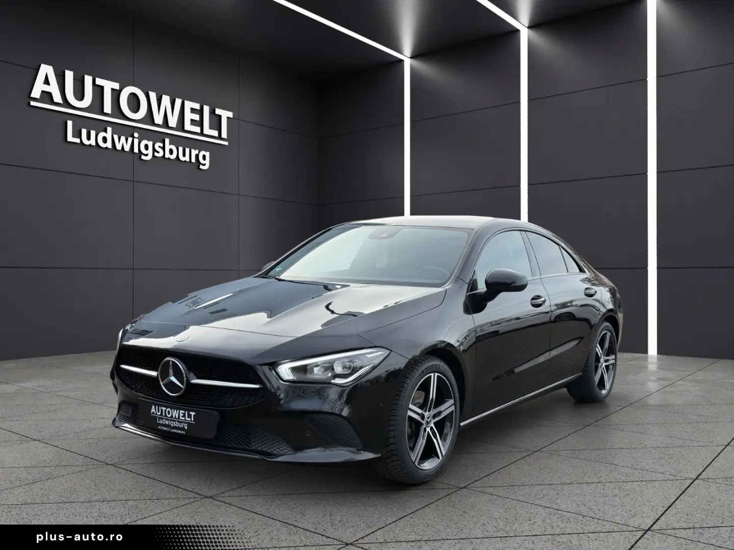 MERCEDES-BENZ CLA 180 Progressive