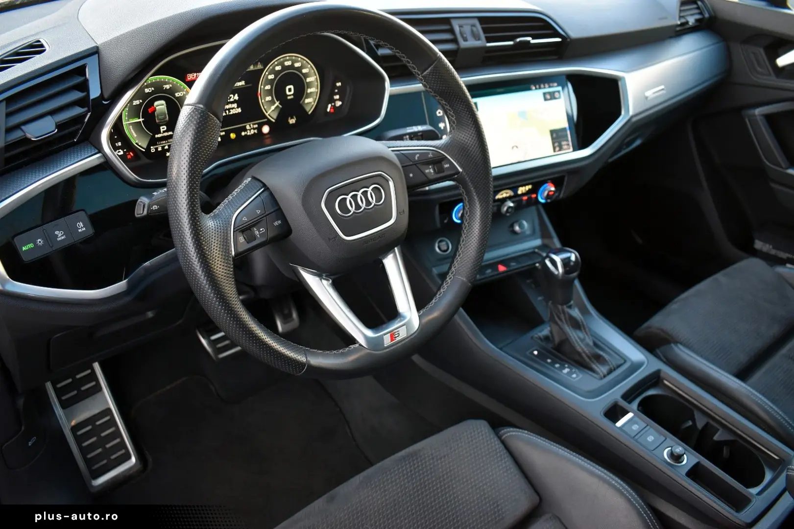 AUDI Q3 Sportback 45 TFSI e S-Line Matrix Pano el.-Si