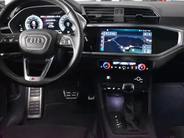 AUDI Q3 Sportback 45 TFSI e S-Line Matrix Pano el.-Si