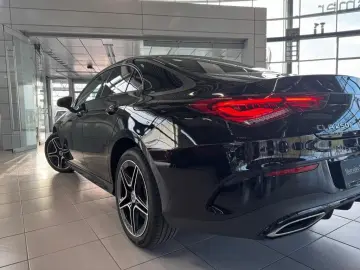 MERCEDES-BENZ CLA 250 e AMG