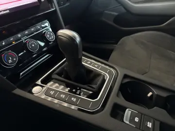 VW Arteon Shooting Brake R 4Motion AHZV