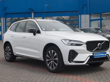 VOLVO XC60 Plus Dark AWD  Kamera LED Lane ACC H&K SHZ