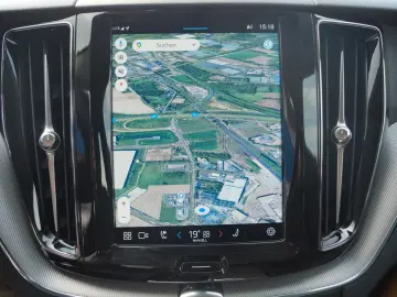 VOLVO XC60 Plus Dark AWD  Kamera LED Lane ACC H&K SHZ