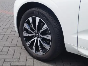 VOLVO XC60 Plus Dark AWD  Kamera LED Lane ACC H&K SHZ