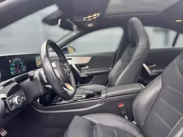 MERCEDES-BENZ CLA 250 e AMG