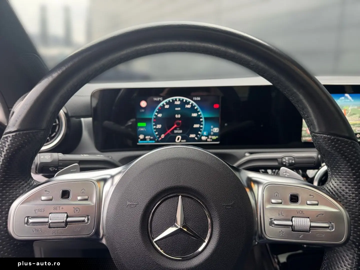 MERCEDES-BENZ CLA 250 e AMG