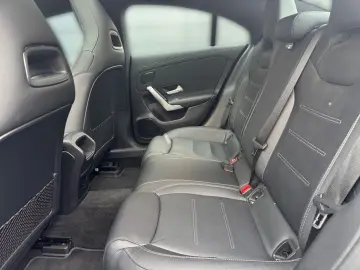 MERCEDES-BENZ CLA 250 e AMG