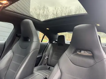 MERCEDES-BENZ CLA 250 e AMG