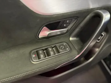 MERCEDES-BENZ CLA 250 e Coupe Edition AMG-Line