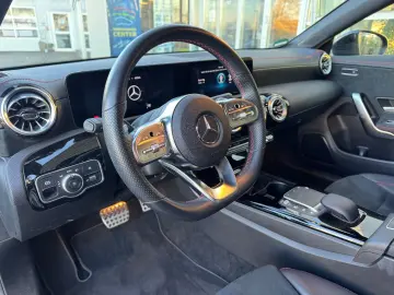 MERCEDES-BENZ CLA 200 AMG-Line