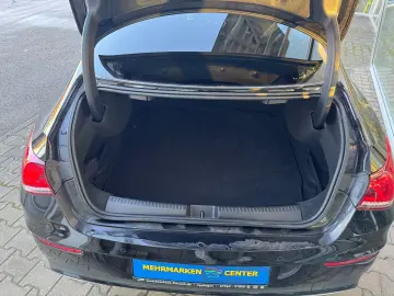 MERCEDES-BENZ CLA 200 AMG-Line