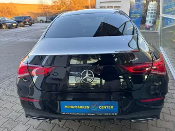 MERCEDES-BENZ CLA 200 AMG-Line