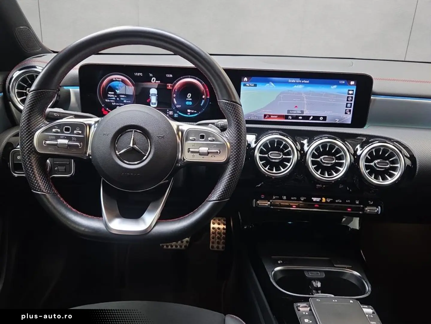 MERCEDES-BENZ CLA 250 e Coupé AMG