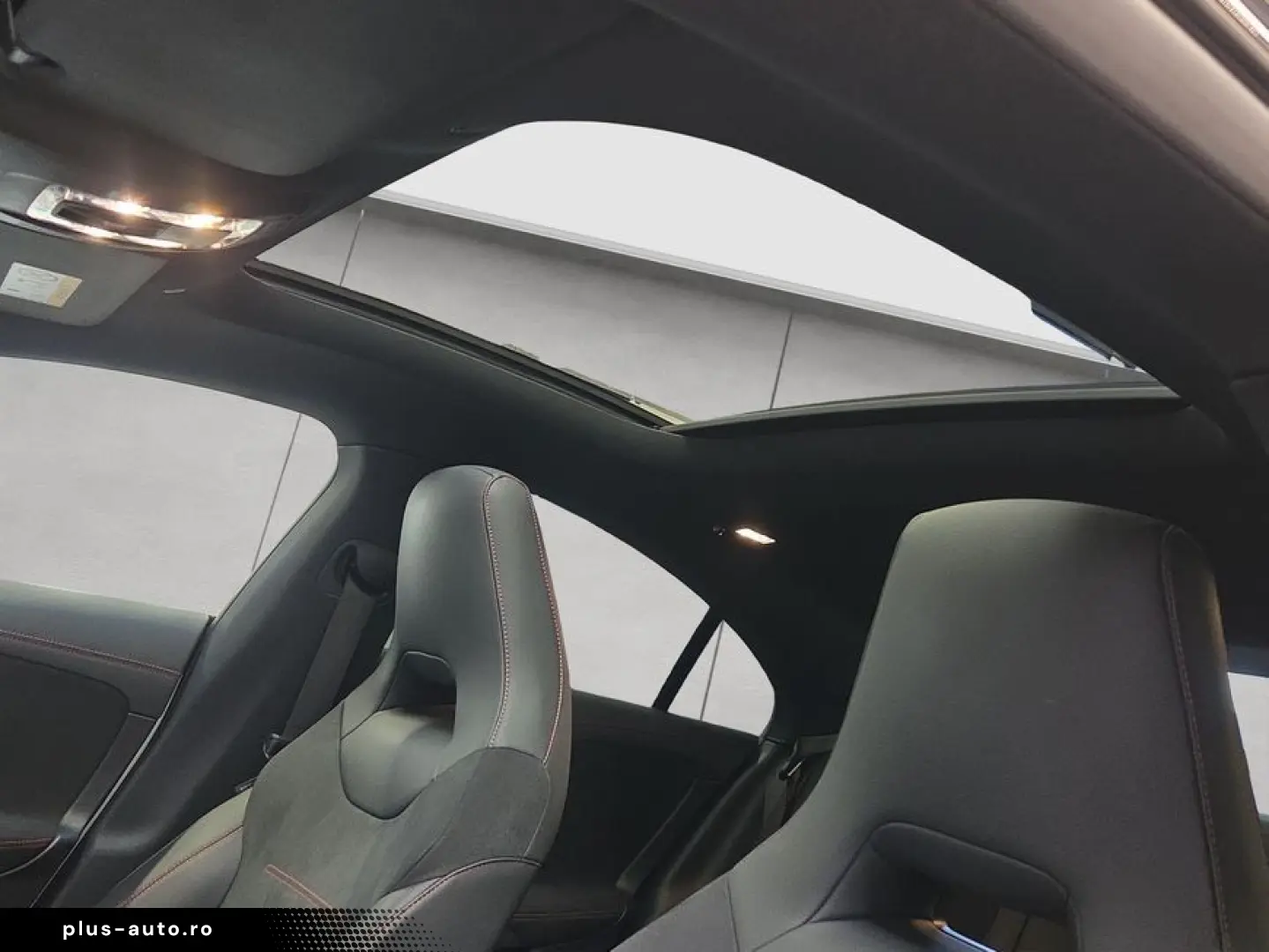 MERCEDES-BENZ CLA 250 e Coupé AMG